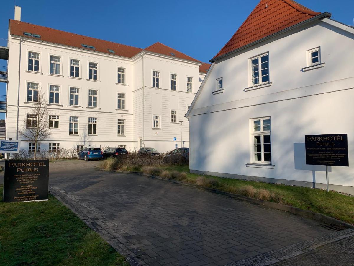 Parkhotel Putbus - Renoviert Seit Februar 2025 Zewnętrze zdjęcie